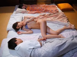 Bắt buộc đào tạo sâu họng sinh viên đại học Trùng Khánh