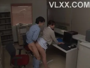 Vợ yêu vào nhà trọ với trai mới quen trong kỷ niệm ngày cưới