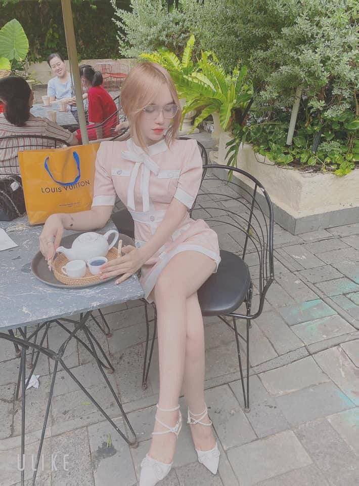 \\\\\\\\\'Bạn thậm chí còn không bằng một nửa bạn trai tôi\\\\\\\'Nữ sinh múa ba lê thủ dâm bằng tất và dùng chân để quan hệ