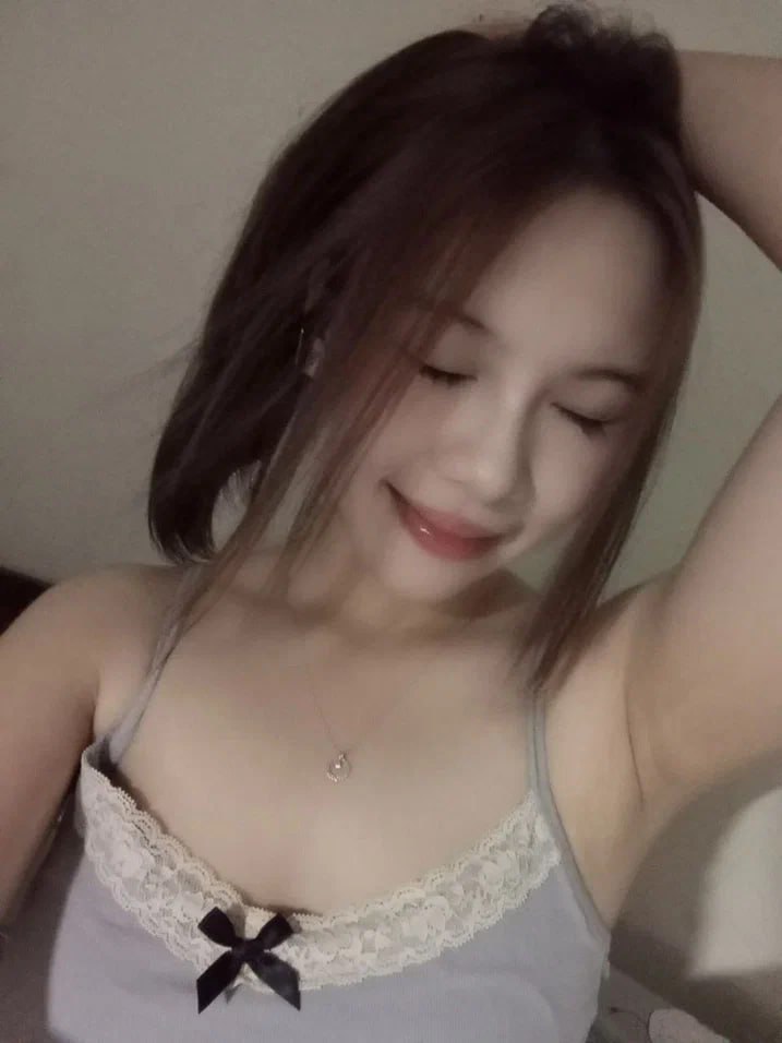 Phang lồn em học trò hư hỏng Melody Marks